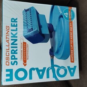 AquaJoe Oscillating Sprinkler in Blue